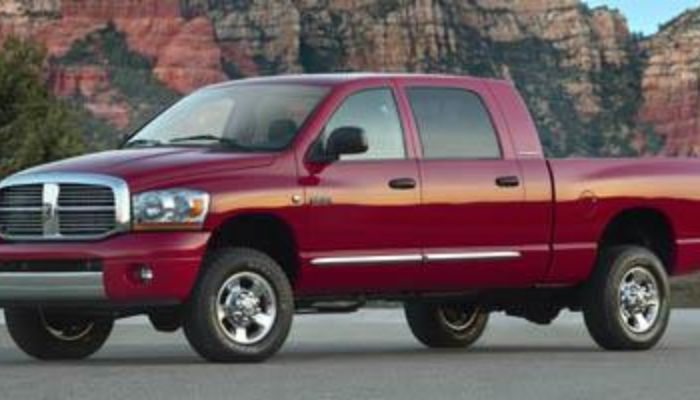 What is the weight of a Dodge 2500 with a 2WD system